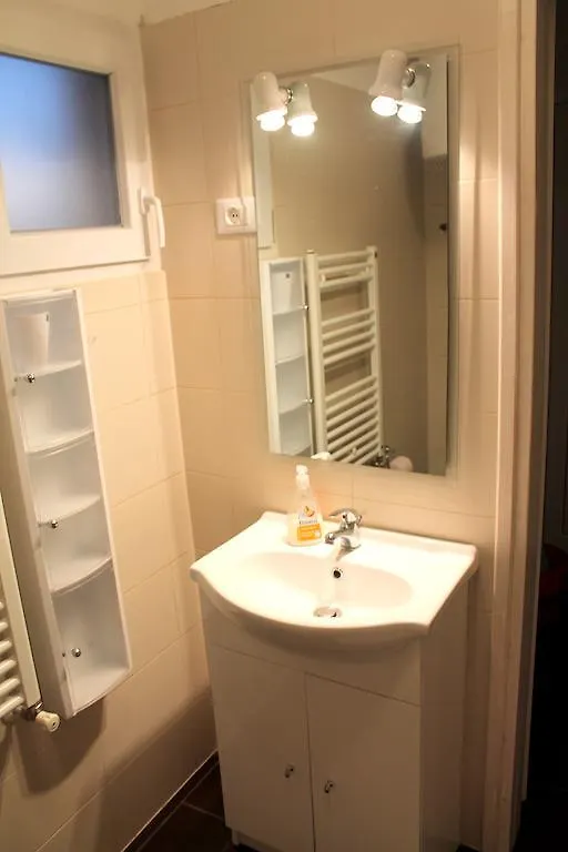 Apartment Studio Fuart Stinjan